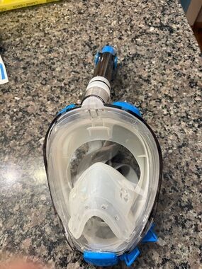 Full-Face Snorkel Mask in Clear and Blue with removable camera  mount carry bag